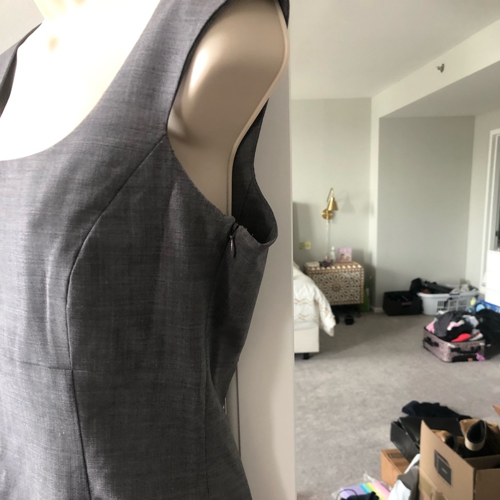 Chaiken sheath dress, sz 6, great for RTO, slight herringbone pattern - Picture 4 of 16